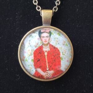 New Frida Kahlo Necklace Bronze Tone Artsy Art Teacher Boho Artist Portrait